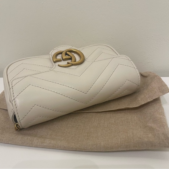 Gucci Marmont Mini Shoulder Bag - Picture 5 of 7
